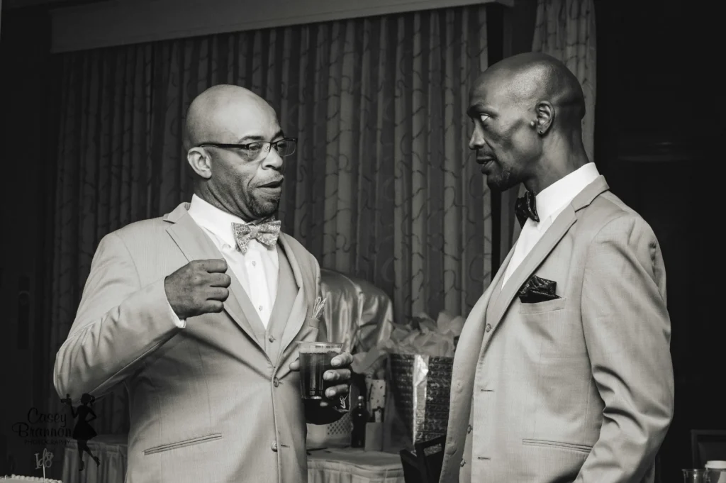 Groom and best man talking before the wedding